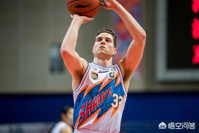 拜仁提前四轮卫冕德甲 向“六冠王”迈进